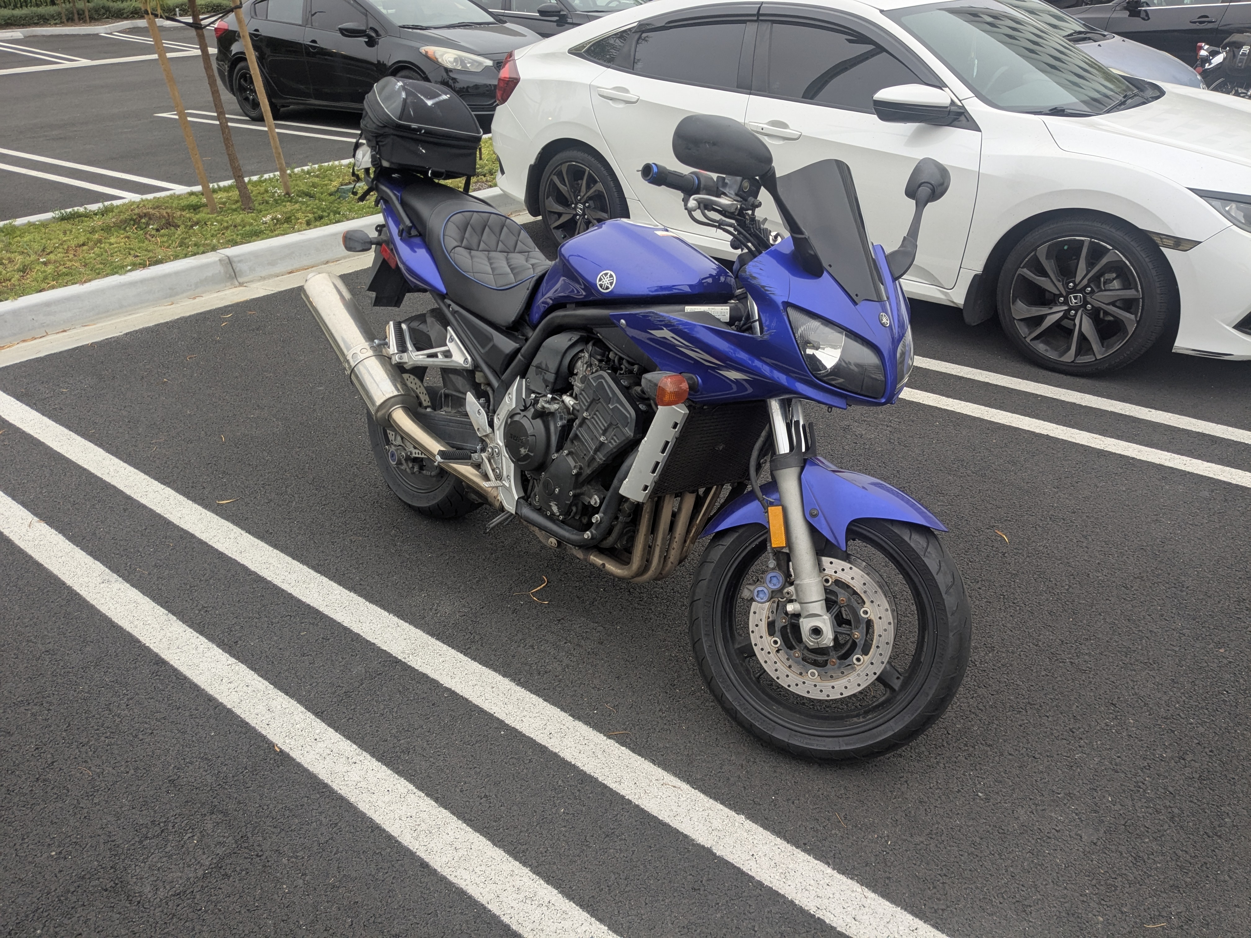 2004 Yamaha FZ1